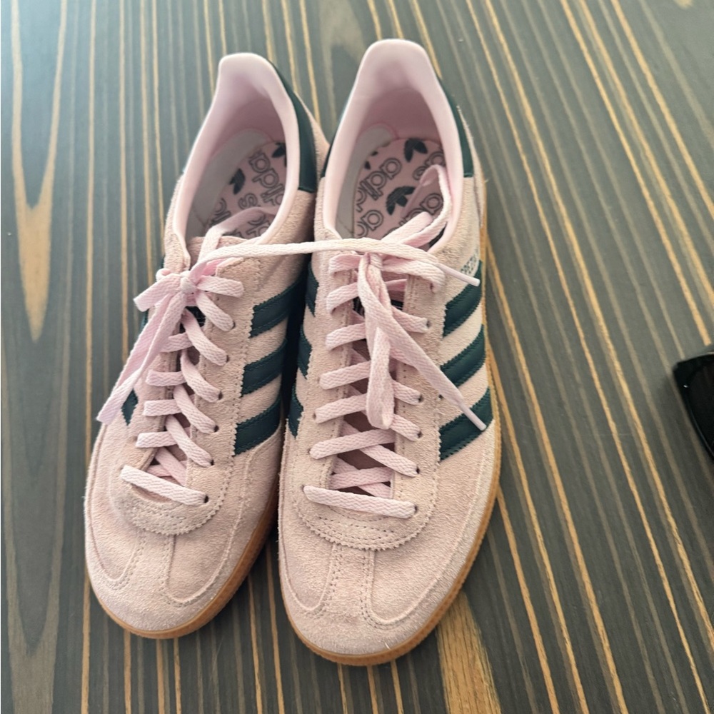 Women’s adidas spezial size 7. Brand new.